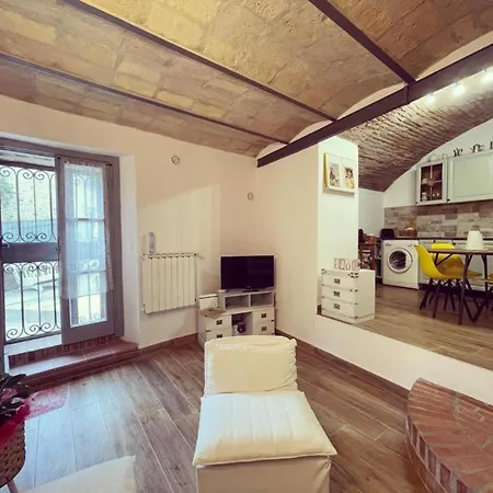 Casa Di Duccio * מונטונה
